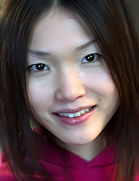 She likes to show herself naked